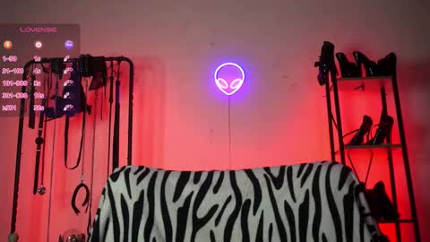 Lily Goddess online show from 02.04.26