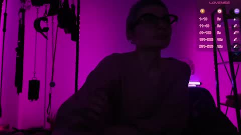 Lily Goddess online show from 05.21.26