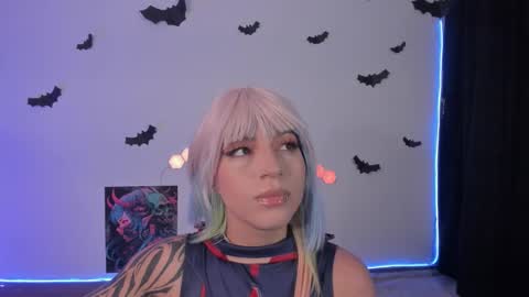 Snapshot of cyberzoe chatting on 10.06.25 cyber zoe online show from 10.06.25