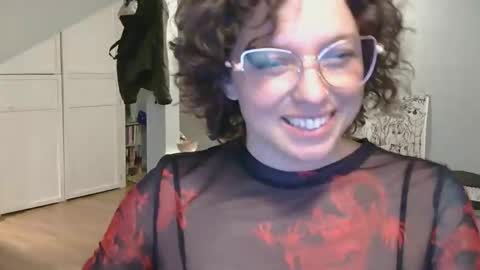 Snapshot of cyborgdyke chatting on 12.05.25 cyborgdyke online show from 12.05.25