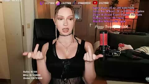 Snapshot of cymaishere chatting on 04.28.26 cymaishere online show from 04.28.26