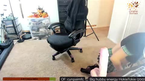 Snapshot of cynpai chatting on 11.17.25 Cynpai online show from 11.17.25