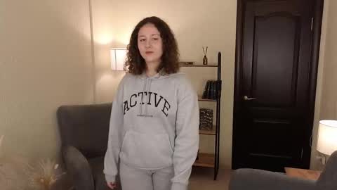 Lola online show from 10.12.25