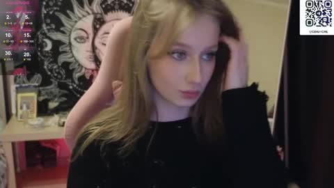 Snapshot of cyyberwhore chatting on 03.25.26 cyyberwhore online show from 03.25.26