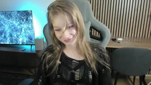 Snapshot of cyyberwhore chatting on 04.06.26 cyyberwhore online show from 04.06.26