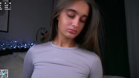 Isabella online show from 01.18.26