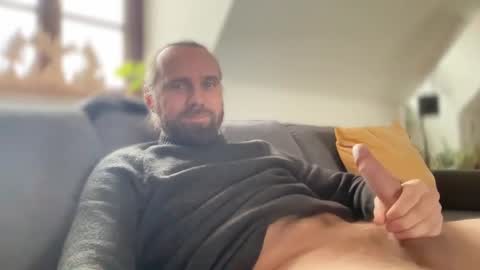 Snapshot of d0n_gi0vanni chatting on 01.08.25 d0n_gi0vanni online show from 01.08.25