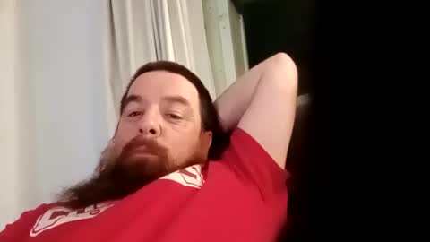 Snapshot of d1988 chatting on 12.15.24 D online show from 12.15.24