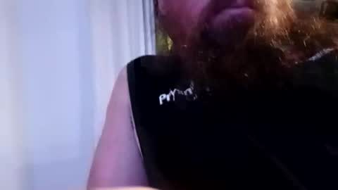 Snapshot of d1988 chatting on 01.04.25 D online show from 01.04.25