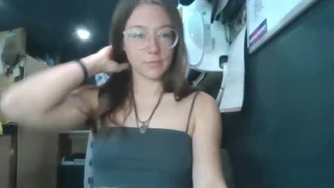 d3sert_moon online show from 11.30.25