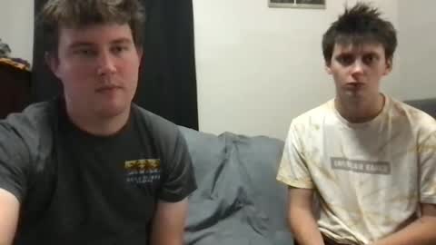 Snapshot of d_dart chatting on 10.25.25 Aeboy12 online show from 10.25.25