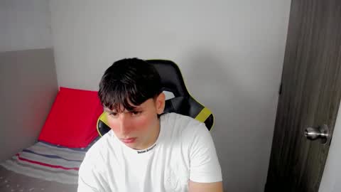 Snapshot of d_moneyy_ chatting on 02.23.26 teddy online show from 02.23.26