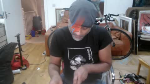 d w londonboy online show from 01.06.25