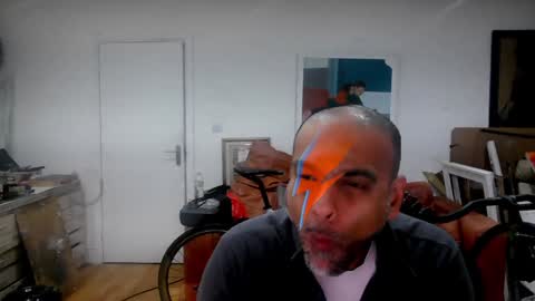 d w londonboy online show from 02.04.25
