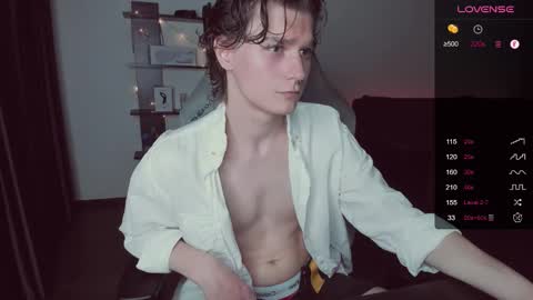 Snapshot of da_scin chatting on 10.12.25 Daren online show from 10.12.25