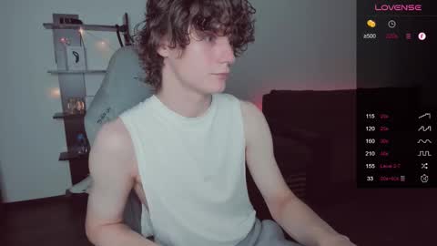 Snapshot of da_scin chatting on 11.05.25 Daren online show from 11.05.25