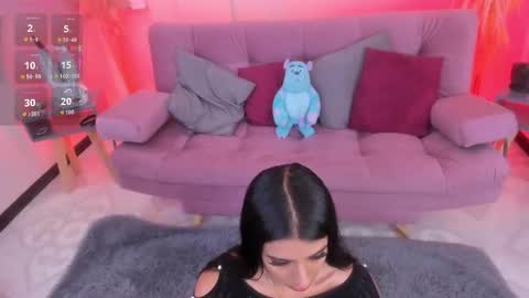 Snapshot of daaniela_moon chatting on 10.18.25 Daniela online show from 10.18.25