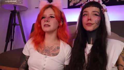 Snapshot of daarlene chatting on 10.31.25 Darlene online show from 10.31.25