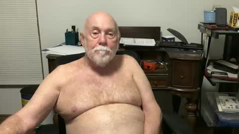 Snapshot of dack47 chatting on 04.28.26 dack47 online show from 04.28.26