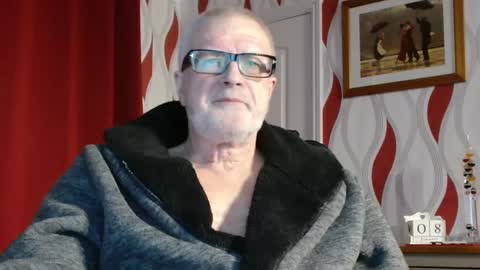 Brian ... online show from 01.08.25