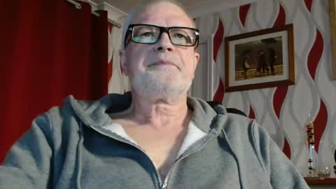 Brian ... online show from 03.12.25