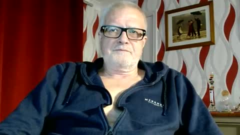 Snapshot of daddiescockforyou chatting on 06.10.26 Brian ... online show from 06.10.26