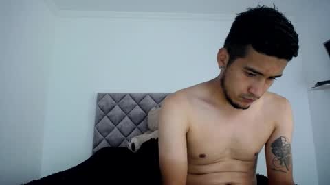 Snapshot of daddy_baby_horny chatting on 02.11.25 Antonella online show from 02.11.25