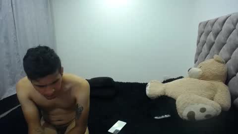 Snapshot of daddy_baby_horny chatting on 03.11.25 Antonella online show from 03.11.25