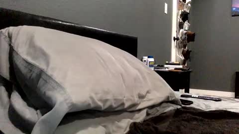 Dom online show from 10.27.25