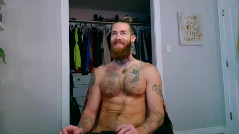 Snapshot of daddyafterdark1 chatting on 05.26.26 daddyafterdark1 online show from 05.26.26
