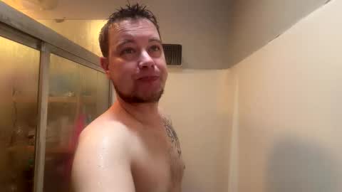 Snapshot of daddycam33 chatting on 04.05.26 DaddyCam33 online show from 04.05.26