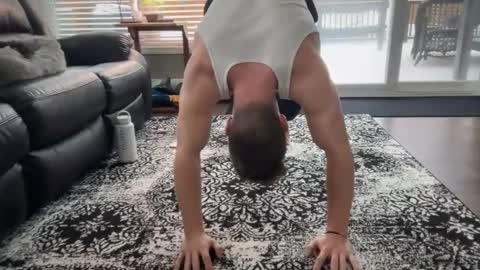 Snapshot of daddygmoney6969 chatting on 12.05.24 daddygmoney6969 online show from 12.05.24