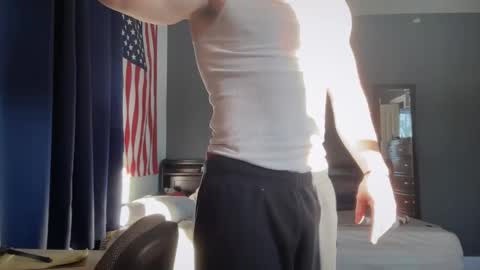 Snapshot of daddygmoney6969 chatting on 01.22.25 daddygmoney6969 online show from 01.22.25