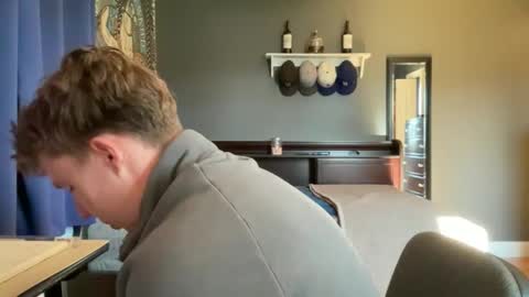 Snapshot of daddygmoney6969 chatting on 11.20.25 daddygmoney6969 online show from 11.20.25