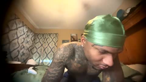 Snapshot of daddyjanimal chatting on 07.14.26 sexy tatted king bbc online show from 07.14.26