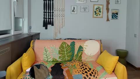 Zoe online show from 10.04.25