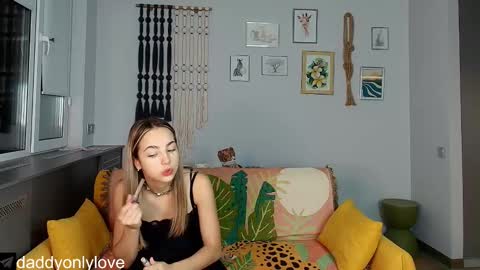 Zoe online show from 10.06.25