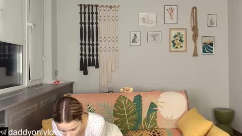 Zoe online show from 10.21.25