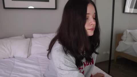 Daddys Trouble online show from 01.11.26