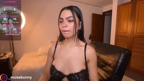 Sophie online show from 10.07.25