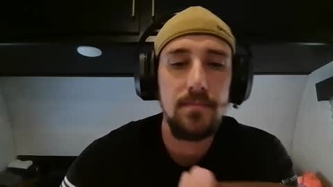 Snapshot of dadgoeswild chatting on 12.24.24 DadGoesWild online show from 12.24.24