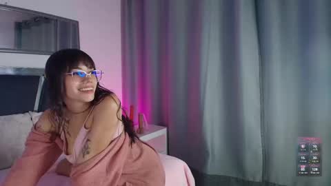 daenerys_cat online show from 10.14.25