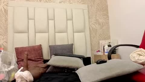 Snapshot of daffnelewis chatting on 11.01.25 daffnelewis online show from 11.01.25