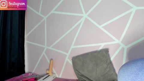 dafna lorens  online show from 11.24.25