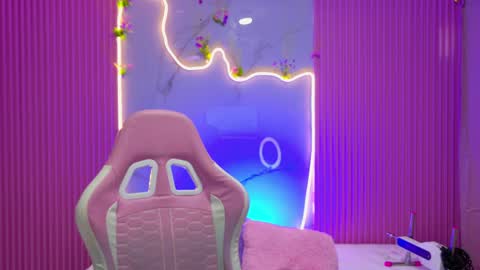 Dafne  online show from 04.10.26