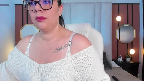 Dafne online show from 01.18.25