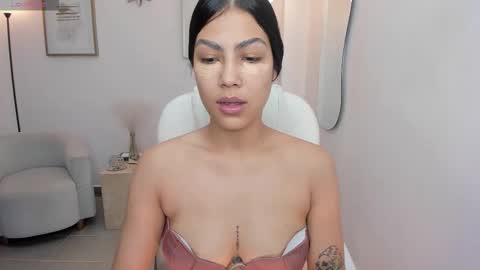 Dafne online show from 11.04.25