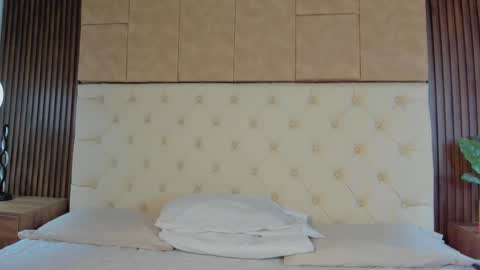 dafne_hillss online show from 09.09.25