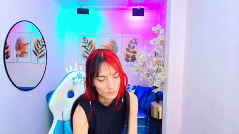 dafne huges online show from 09.11.25