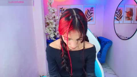 dafne huges online show from 10.21.25